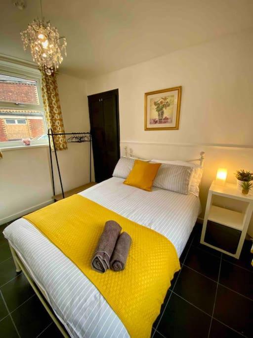 Brickworks - 2 Bedrooms, 15 Mins Walk To The Centre, With Garden Кардіфф Екстер'єр фото